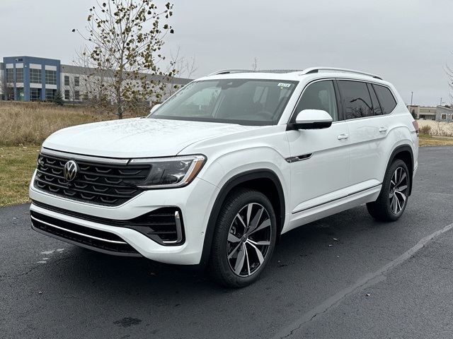 2026 Volkswagen Atlas SEL Premium R-Line photo 4