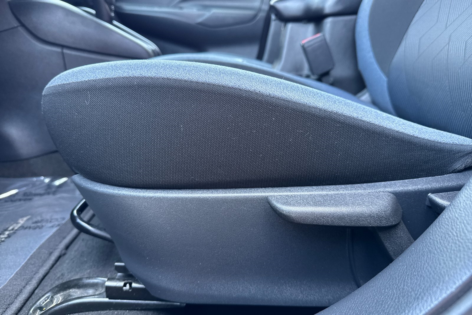 2023 Nissan Versa 1.6 SV photo 13