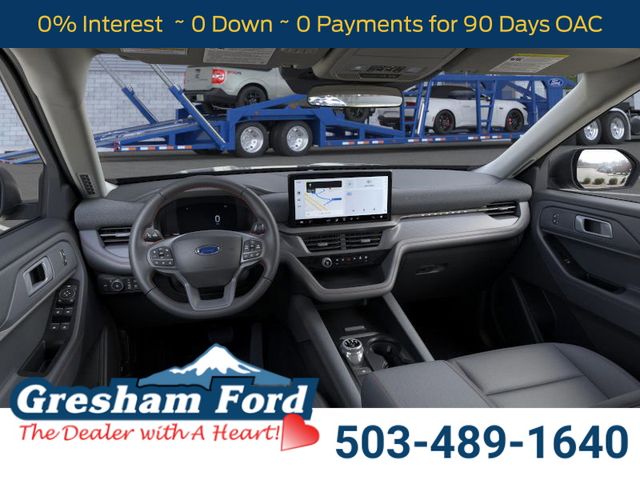 2025 Ford Explorer photo 3
