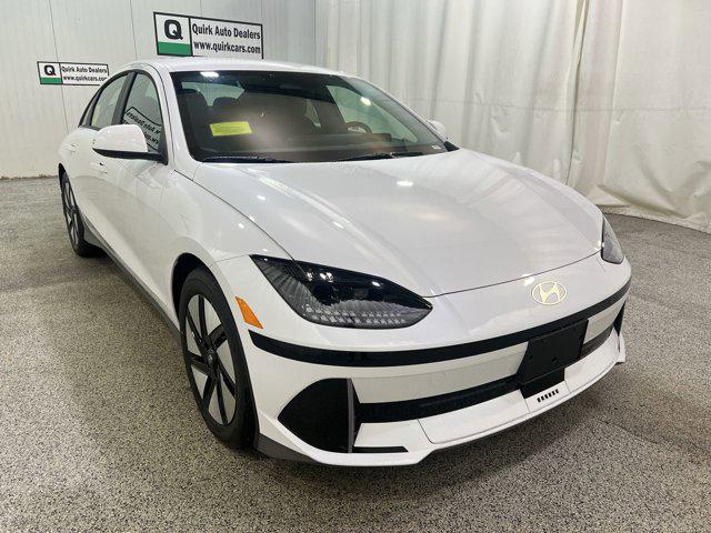 2025 Hyundai Ioniq 6 SE photo 2