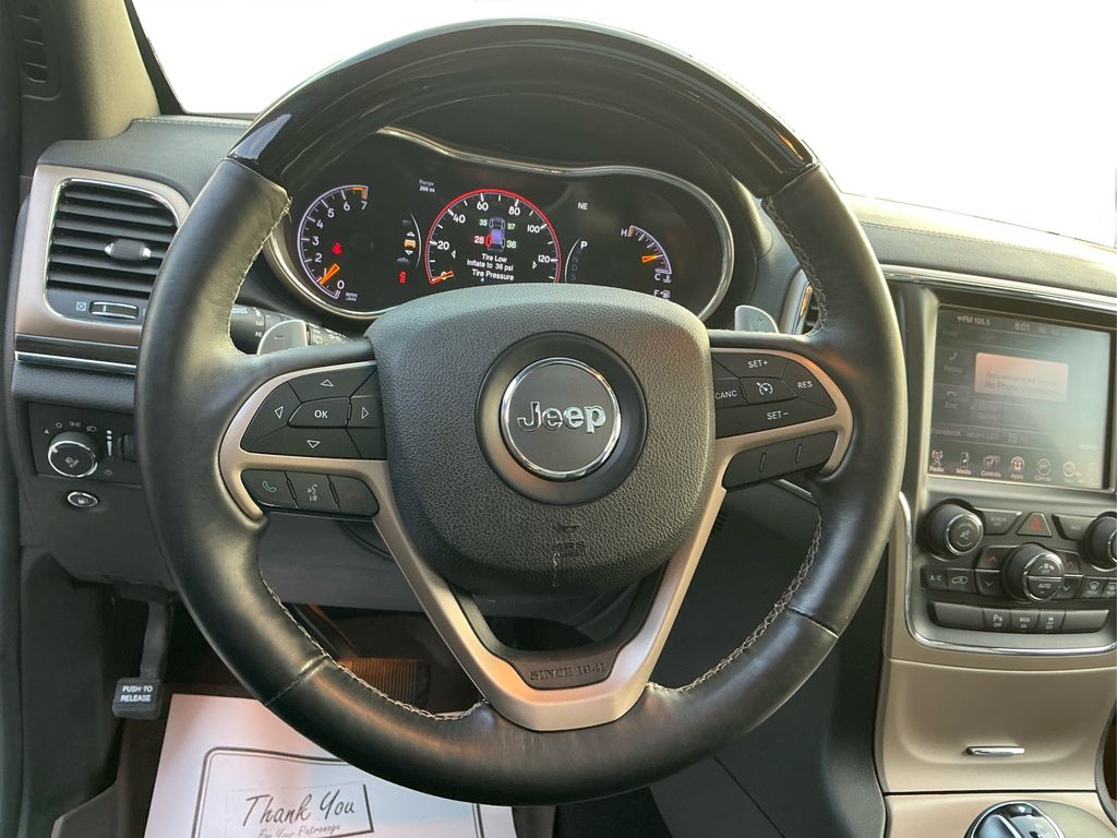 2015 Jeep Grand Cherokee Overland photo 12