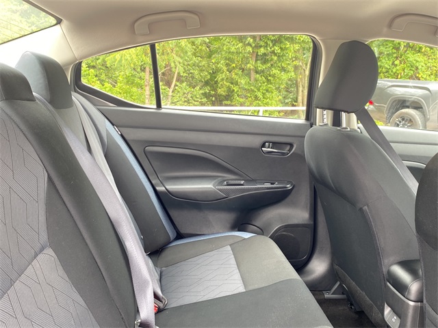 2024 Nissan Versa 1.6 SV photo 14