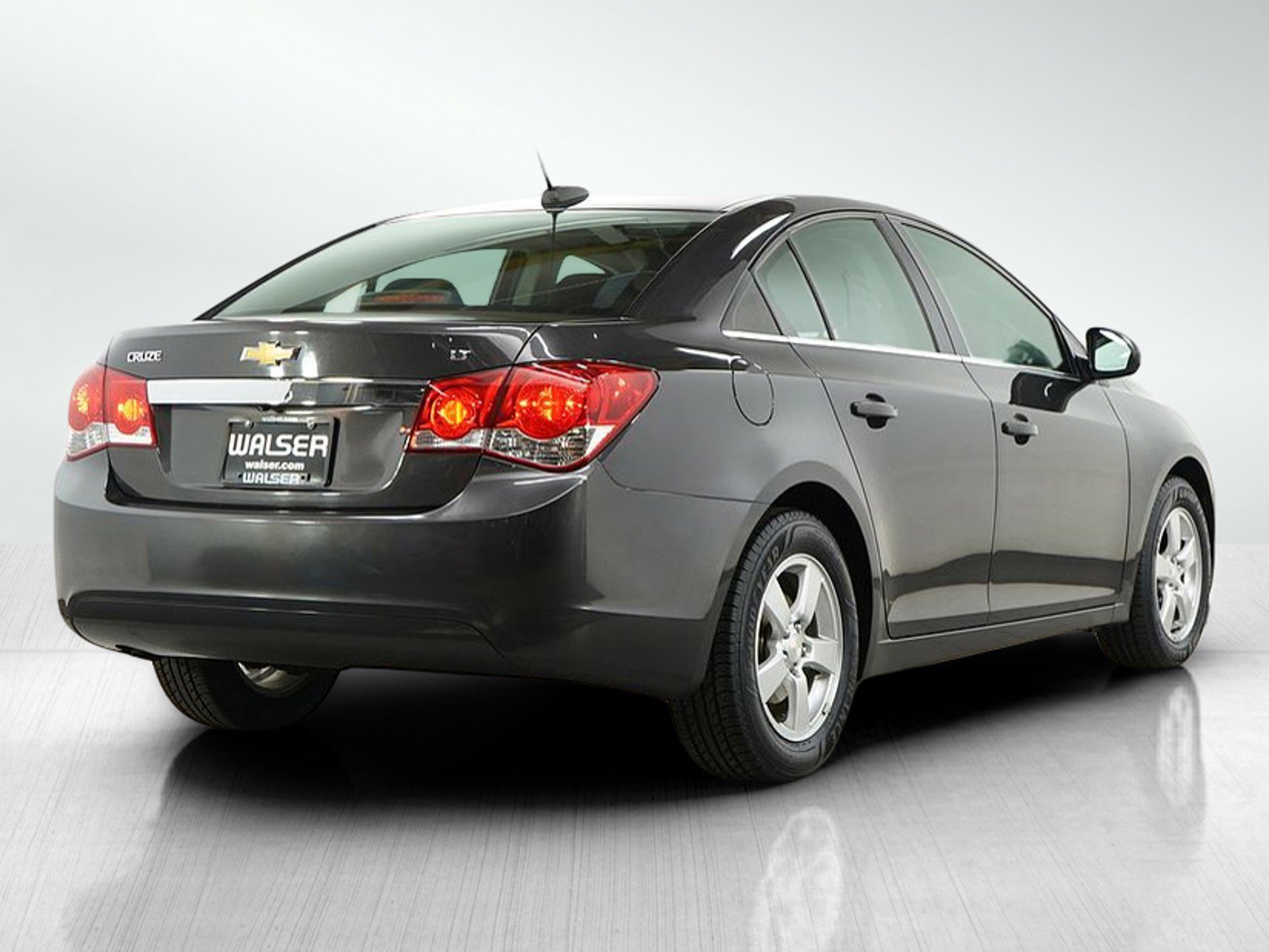 2016 Chevrolet Cruze LT photo 3