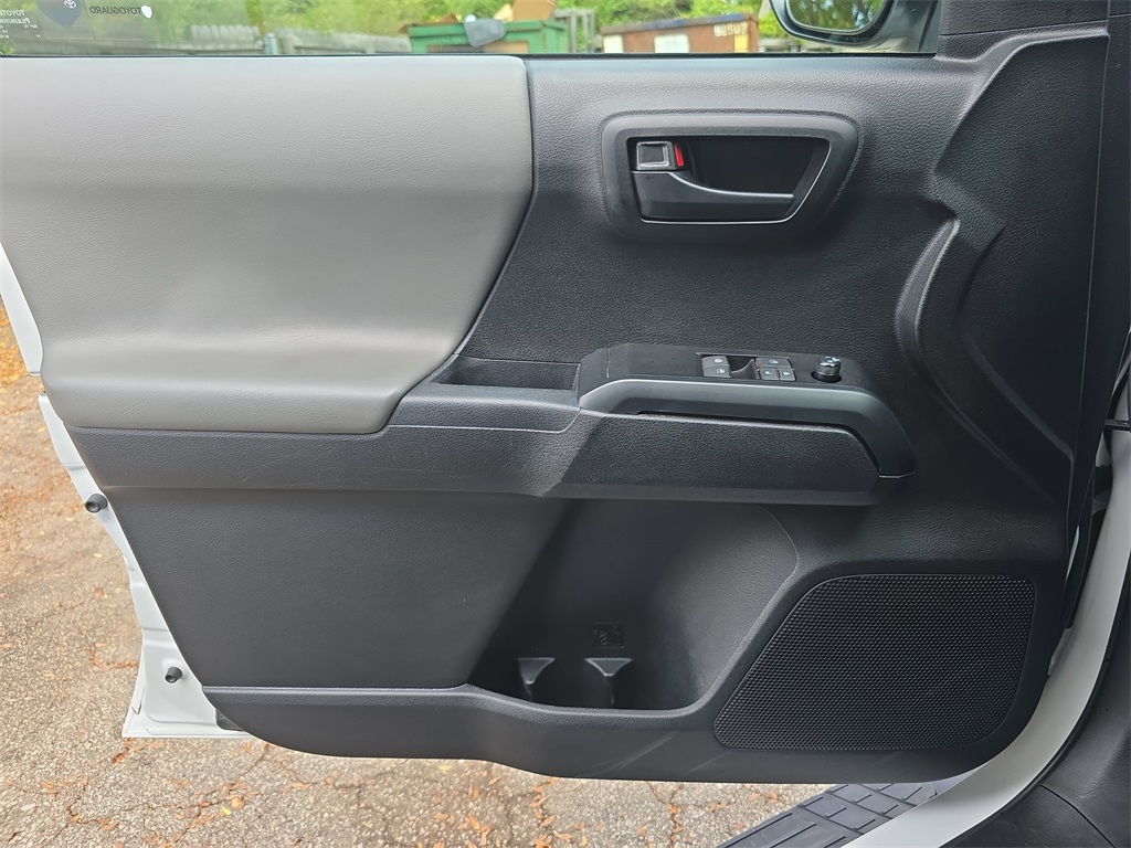 2023 Toyota Tacoma SR 4x4 Access Cab photo 27