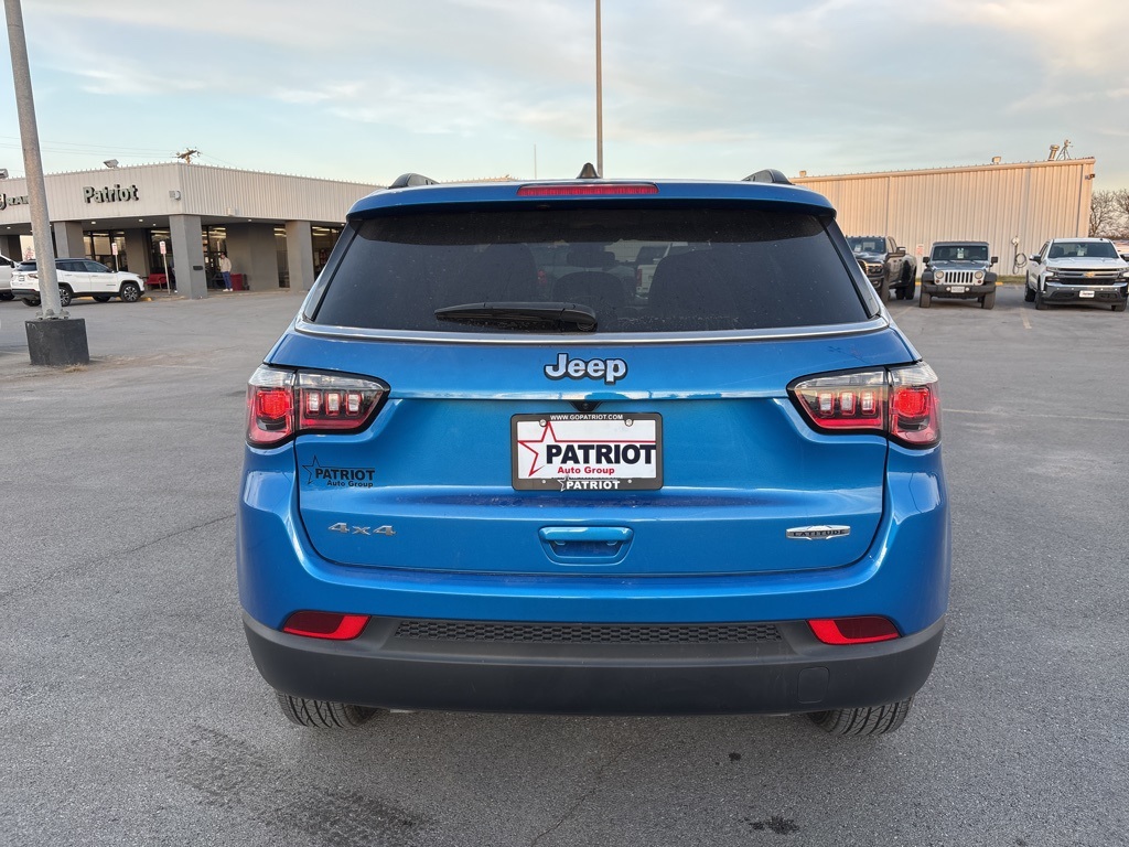 2025 Jeep Compass Latitude photo 4