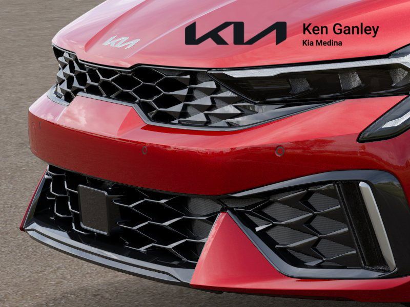2026 Kia K5 GT-Line photo 11