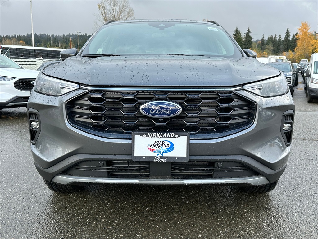 2025 Ford Escape ST-Line Select photo 2
