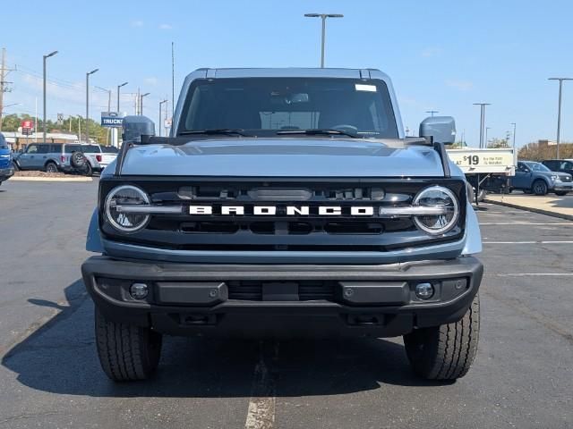 2025 Ford Bronco Outer Banks photo 45