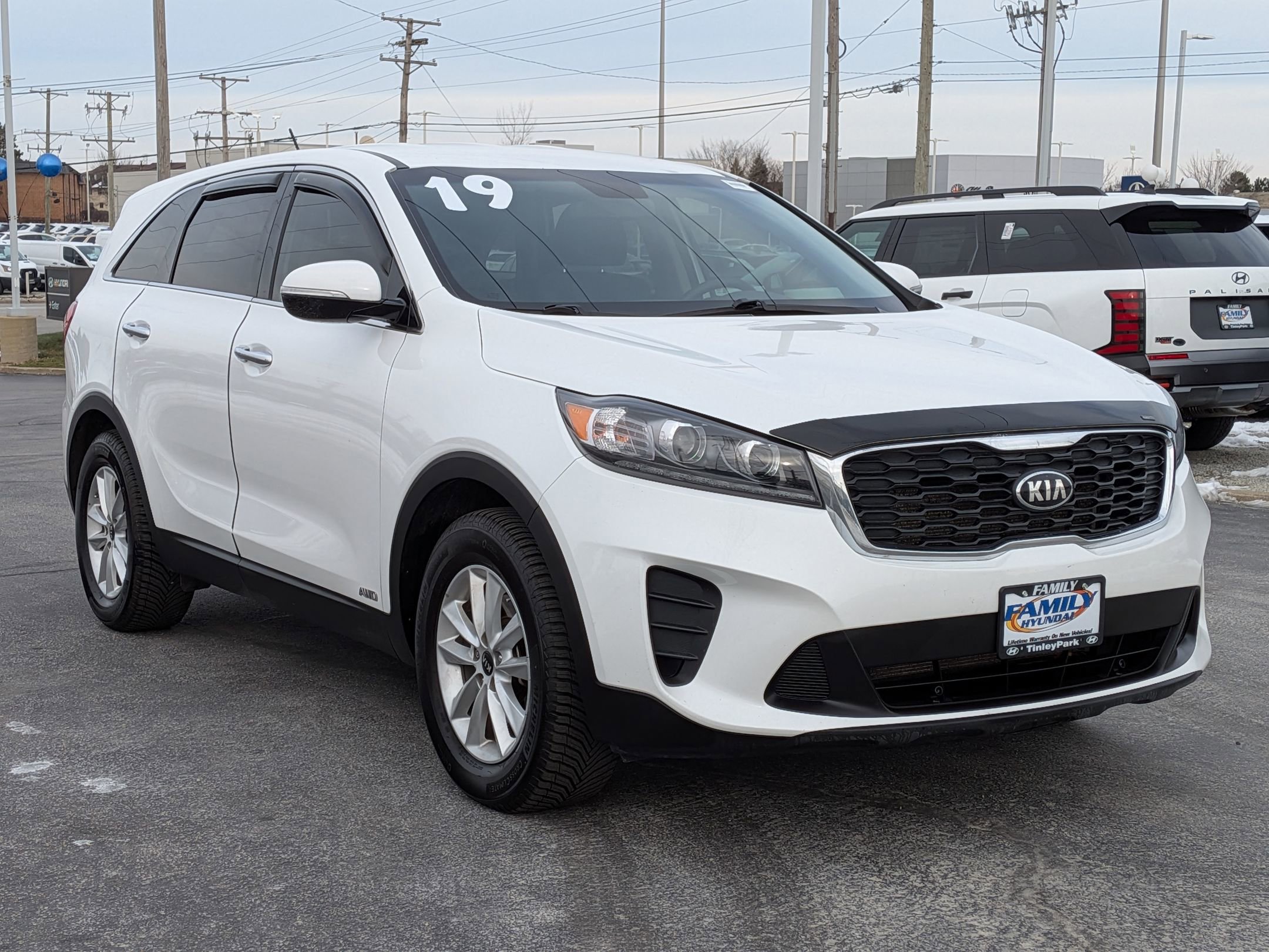 2019 Kia Sorento LX's photo