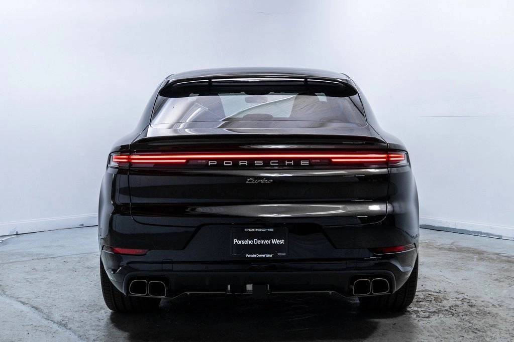 2026 Porsche Cayenne Turbo E-Hybrid Coupe photo 5