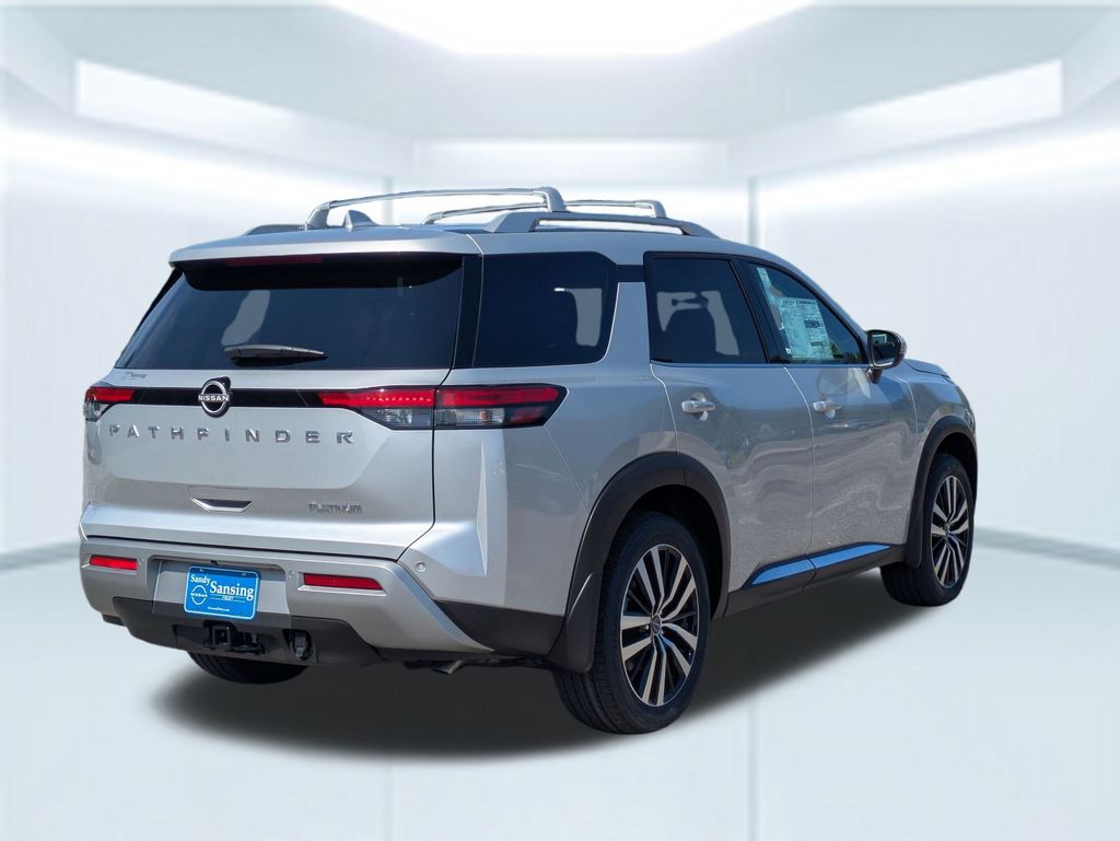 2025 Nissan Pathfinder Platinum photo 4