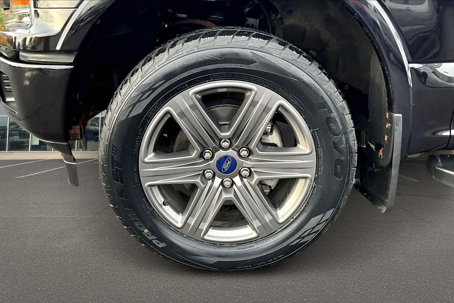 2020 Ford F-150 XLT photo 3