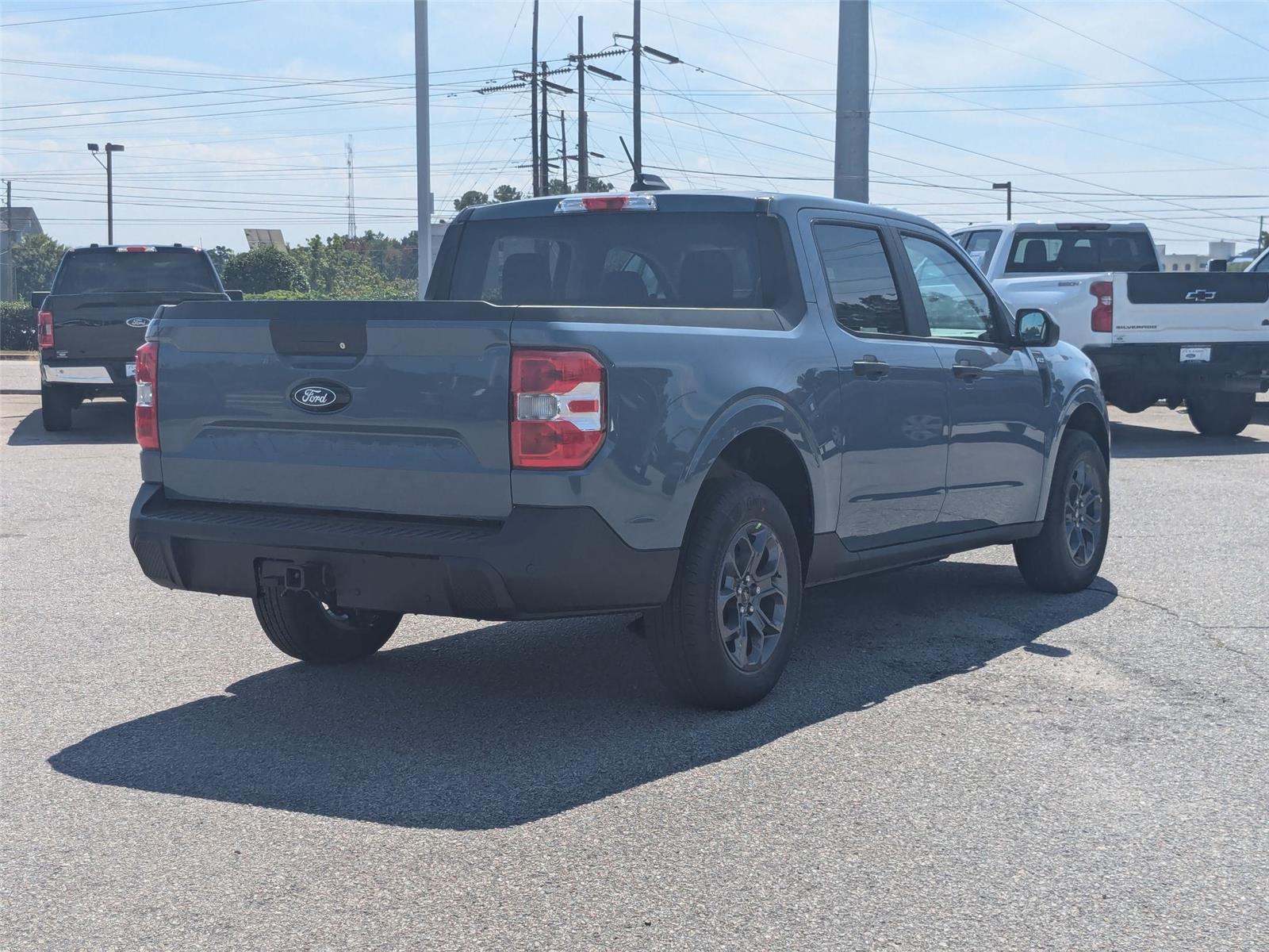 2025 Ford Maverick XLT photo 4