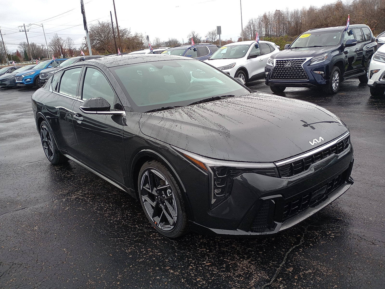 2025 Kia K4 GT-Line's photo