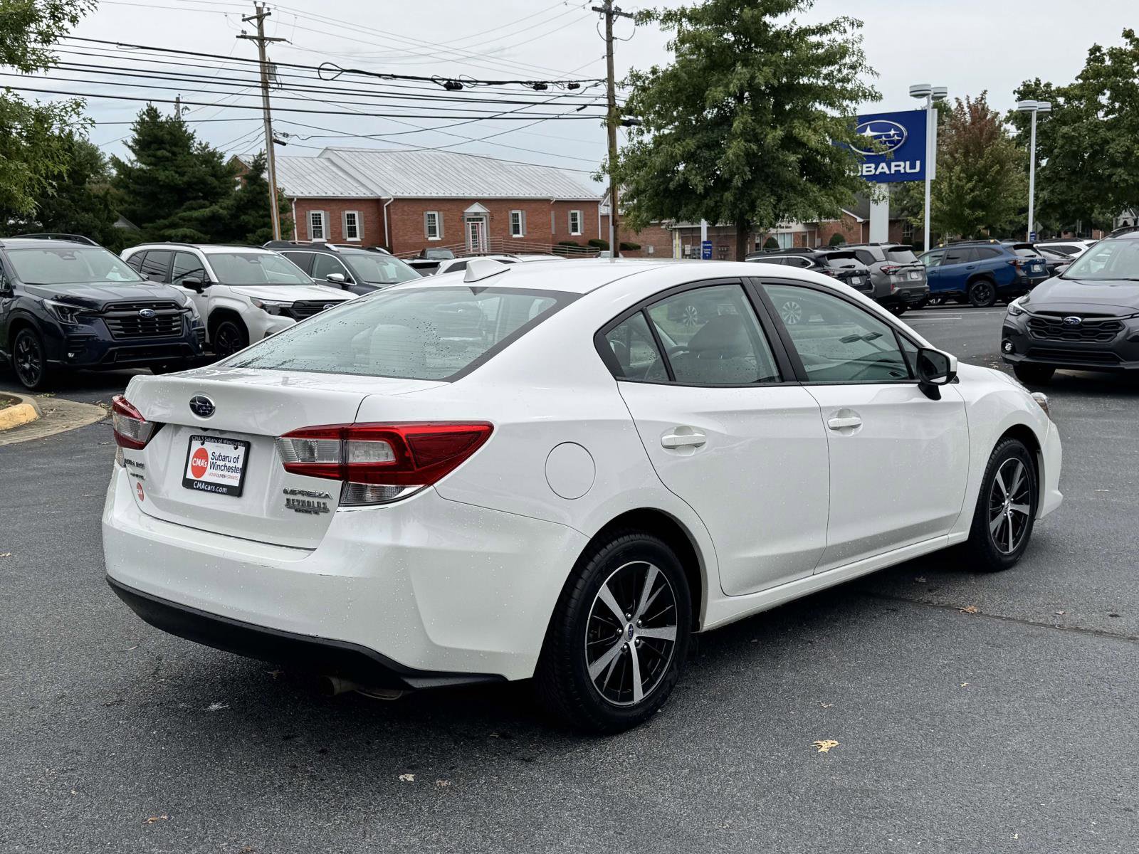 2021 Subaru Impreza L photo 2