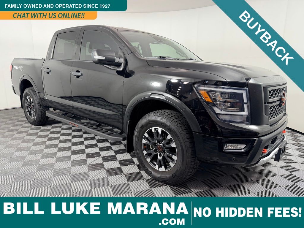 2023 Nissan Titan PRO-4X's photo