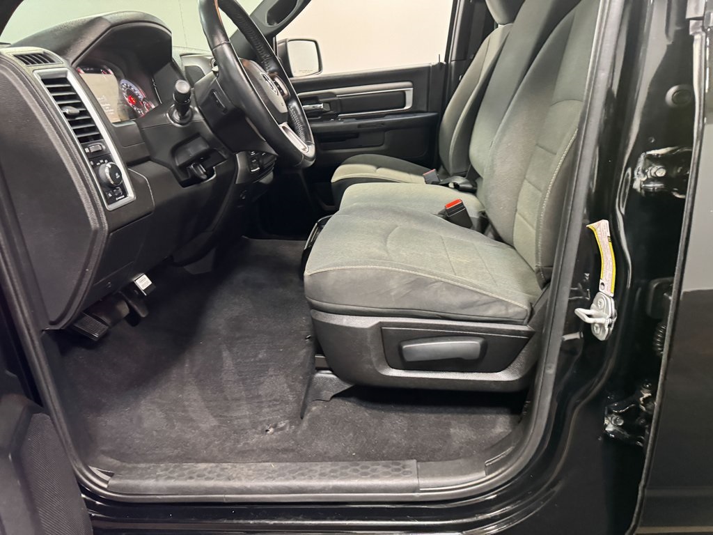 2022 Ram 1500 Classic Warlock photo 51