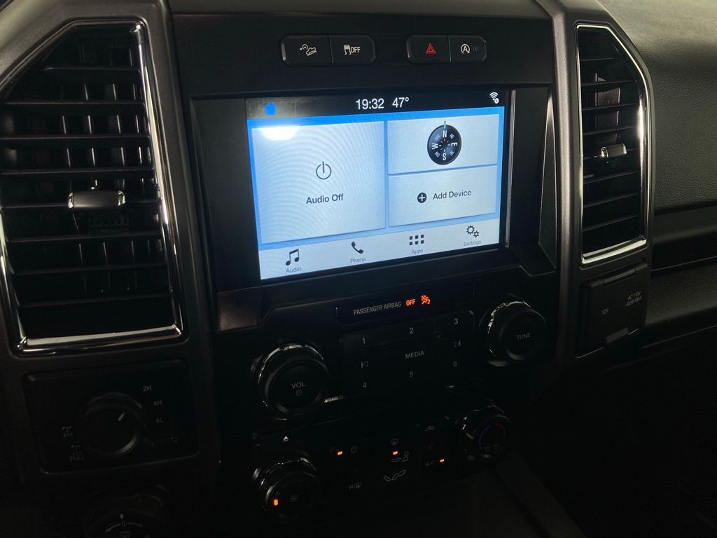 2016 Ford F-150 XLT photo 3