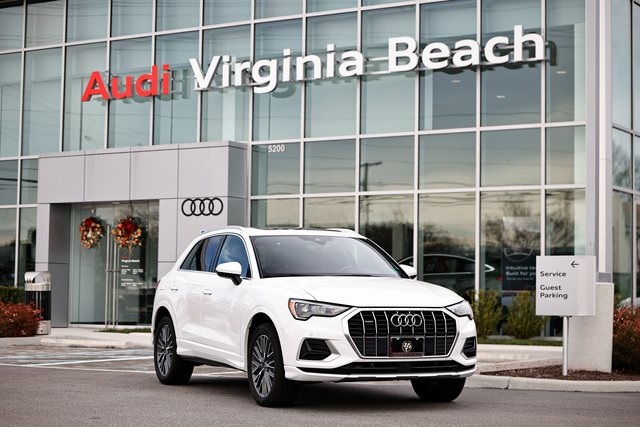 2021 Audi Q3 Premium's photo