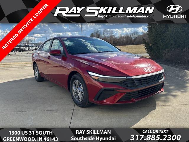 2025 Hyundai Elantra SE's photo