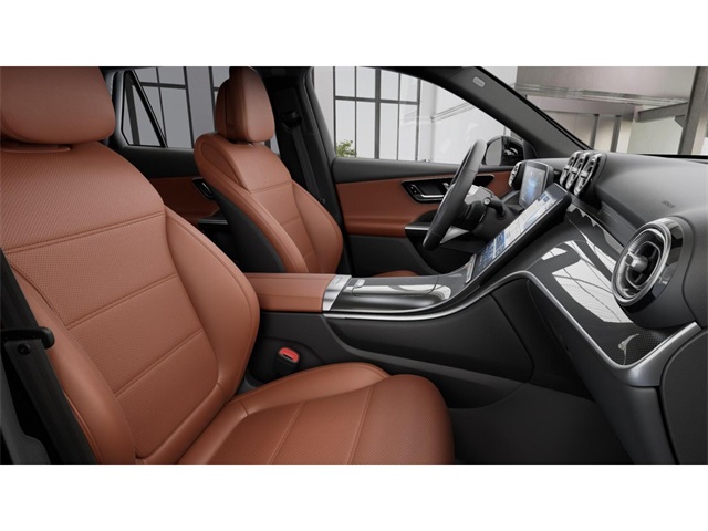 2026 Mercedes Benz GLC 300 4MATIC photo 4