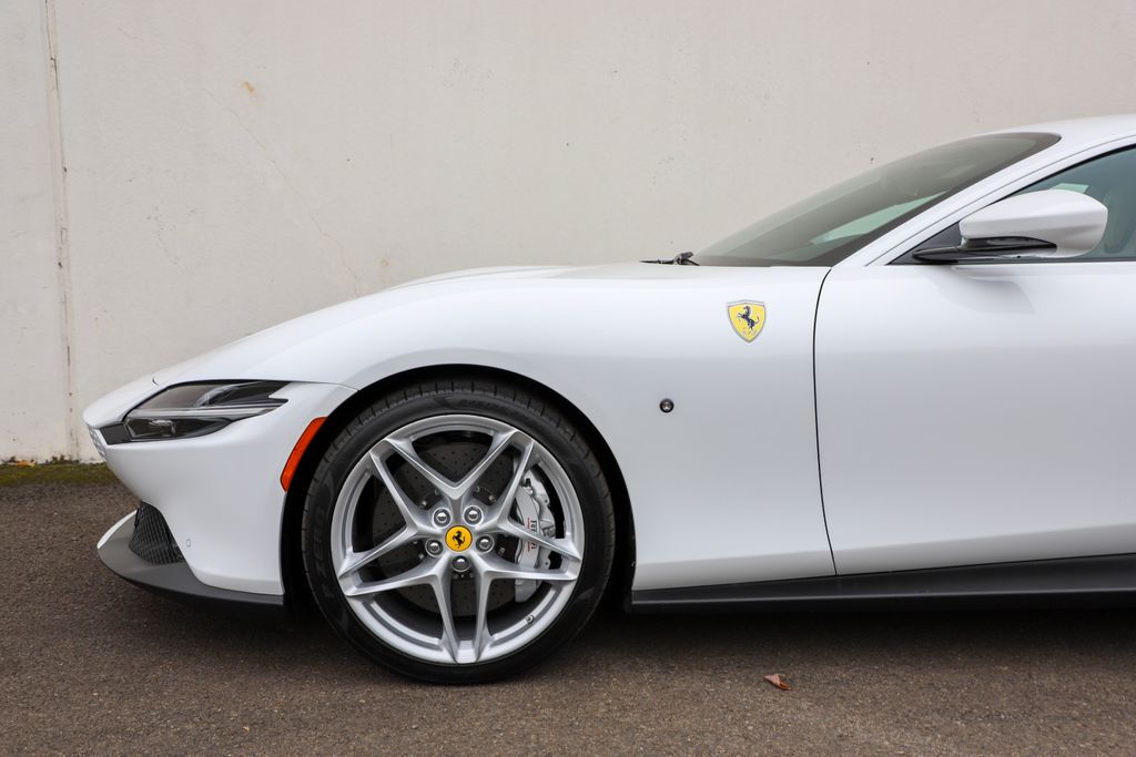 2023 Ferrari Roma photo 17