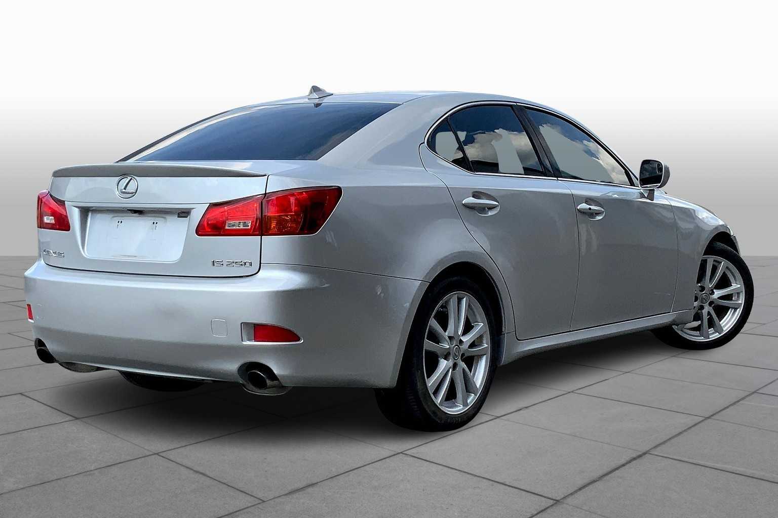 2007 Lexus IS 250 photo 11