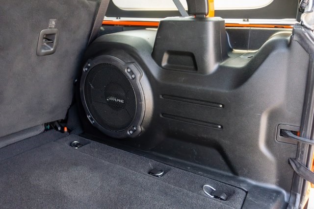 2023 Jeep Wrangler High Tide photo 8