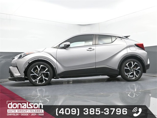2018 Toyota C-HR XLE photo 12