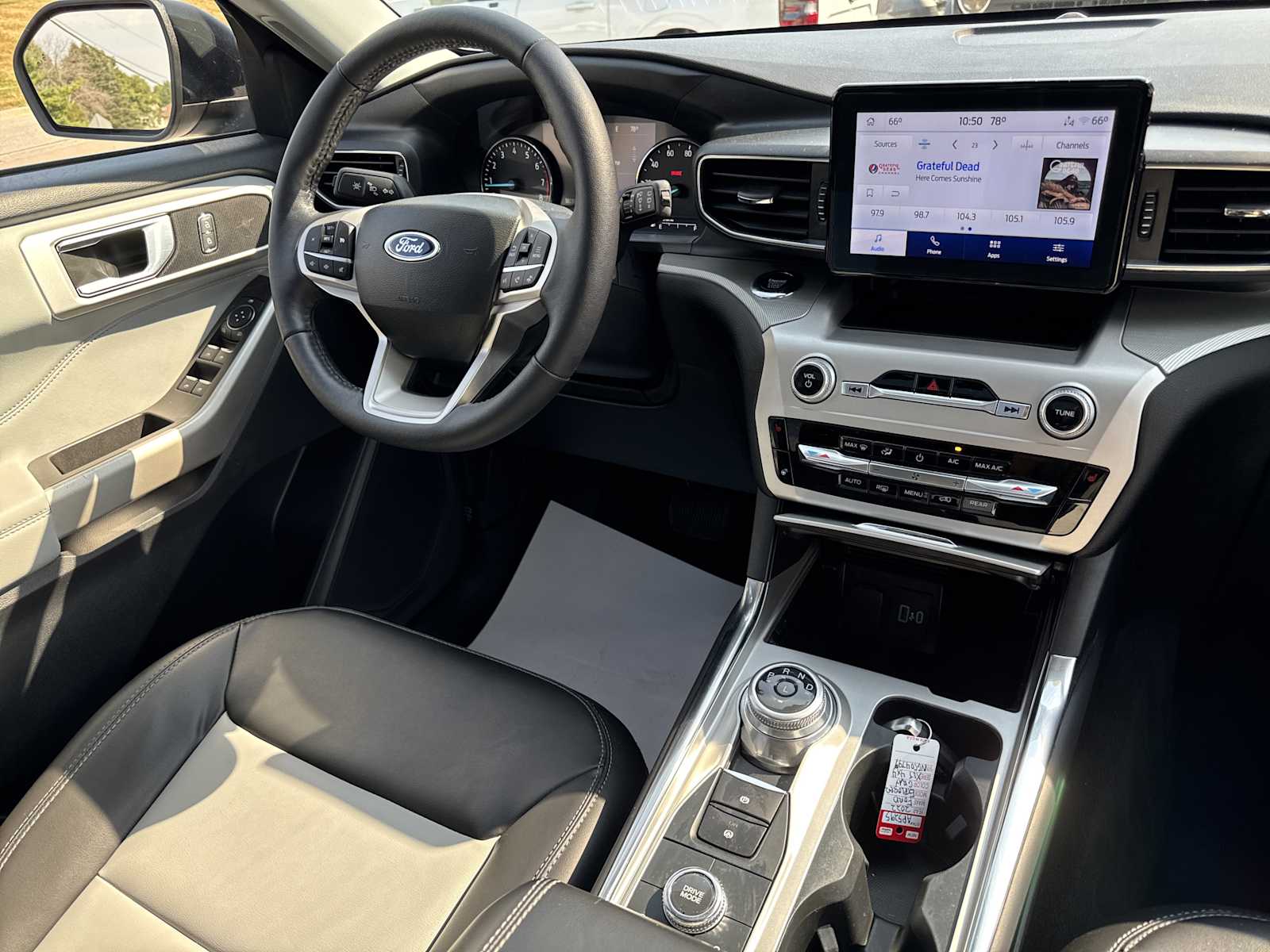 2022 Ford Explorer XLT photo 20