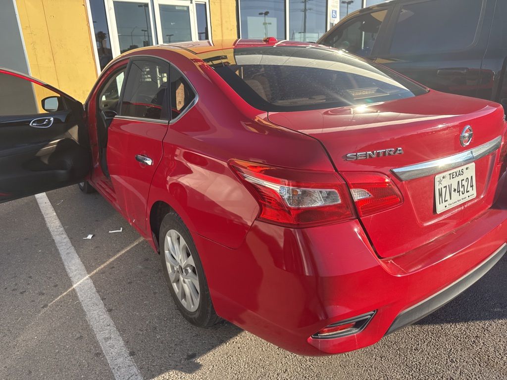 2018 Nissan Sentra SV photo 3