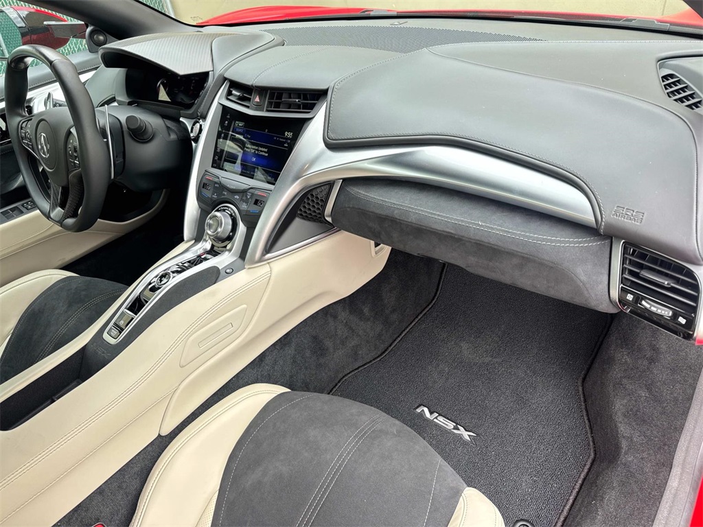 2019 Acura NSX Base photo 13