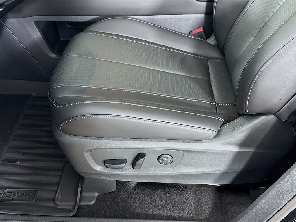2025 Infiniti QX60 Pure photo 22