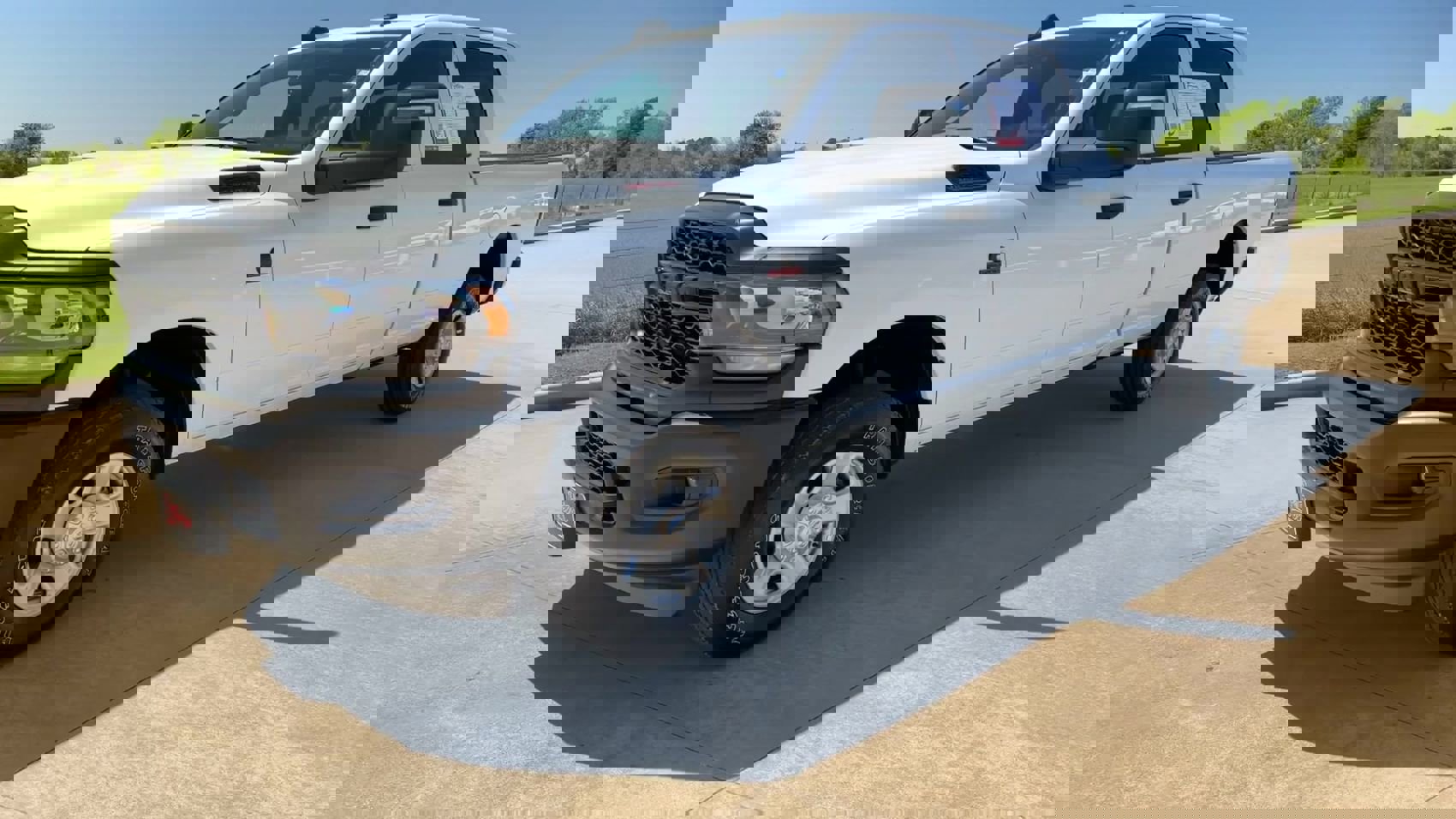 2023 Ram 3500 Tradesman photo 4