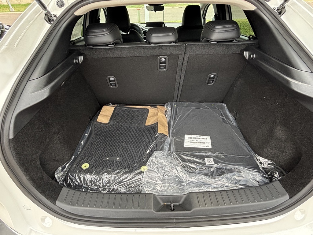 2025 Mazda CX-30 2.5 S Preferred photo 19