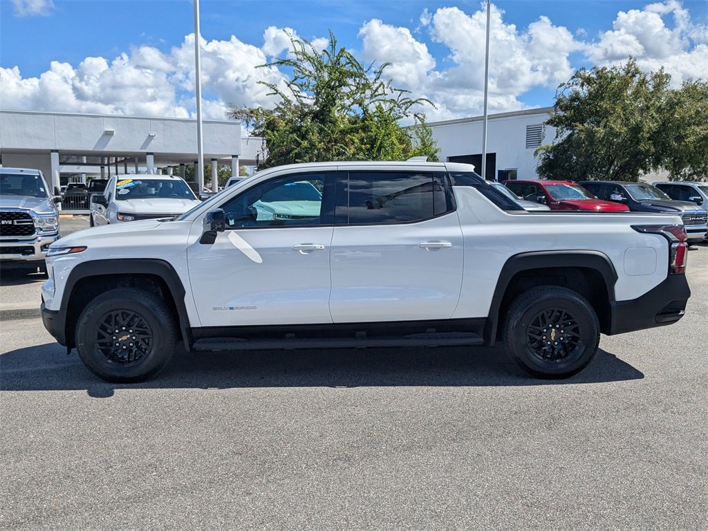 2026 Chevrolet Silverado EV photo 7
