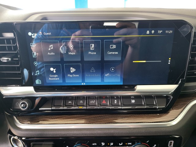 2025 Chevrolet Silverado 1500 RST photo 3