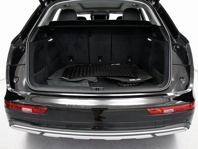 2021 Audi Q5 45 Premium Plus photo 26