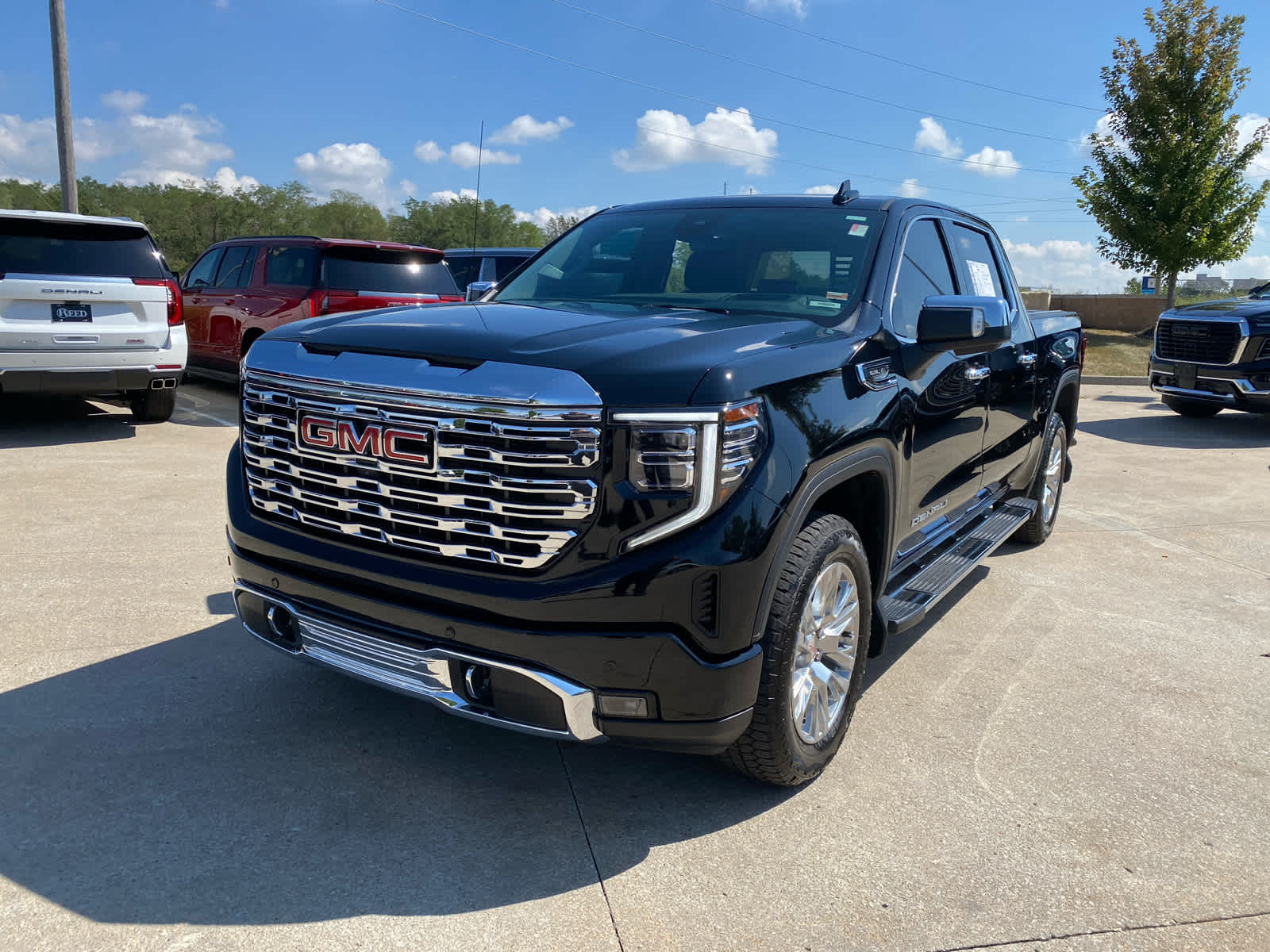 Used 2024 GMC Sierra 1500 Denali Denali with VIN 3GTUUGED1RG211808 for sale in Kansas City