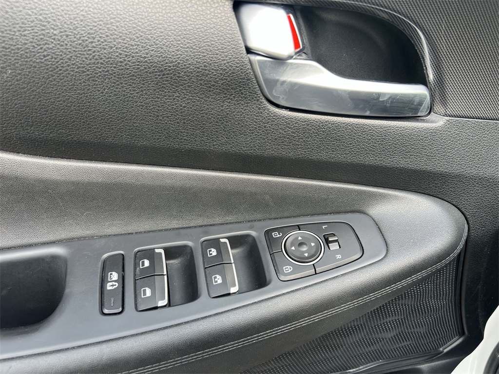 2023 Hyundai Santa Fe SEL photo 12