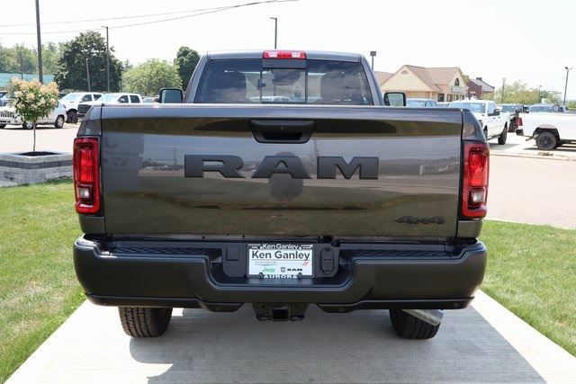 2026 Ram 2500 Tradesman photo 31