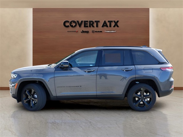 2025 Jeep Grand Cherokee Limited photo 2