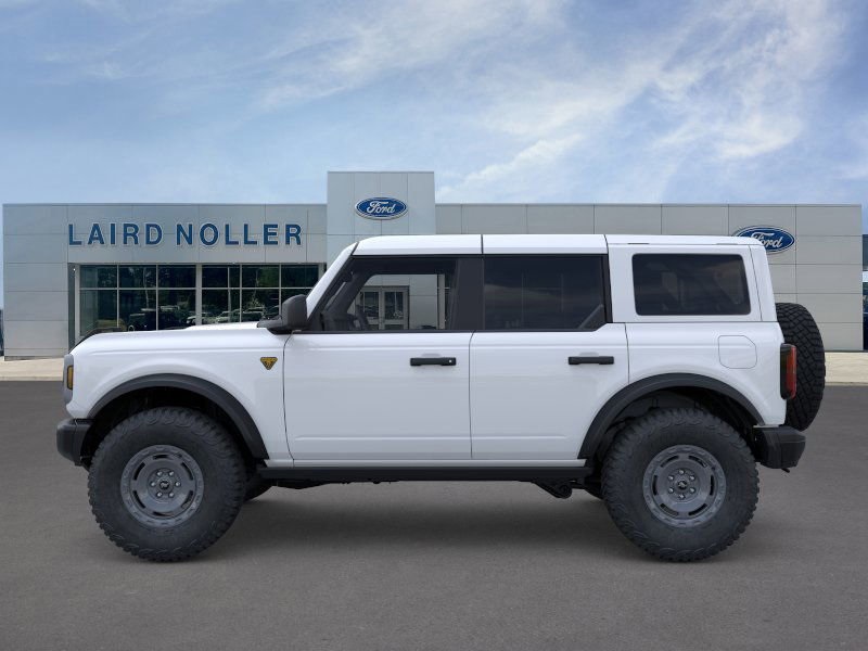 2025 Ford Bronco Badlands photo 3