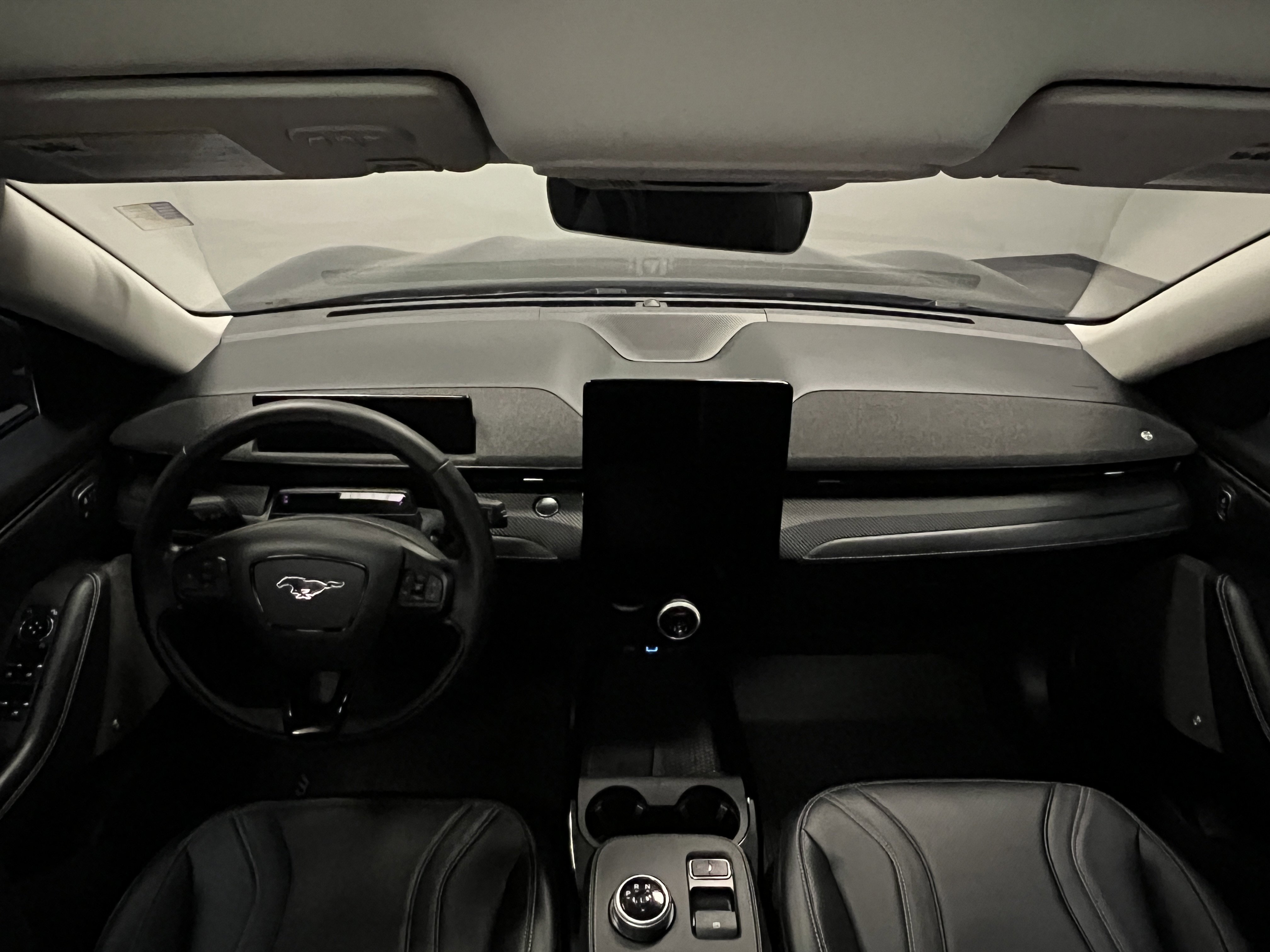 2024 Ford Mustang Mach-E Premium photo 8