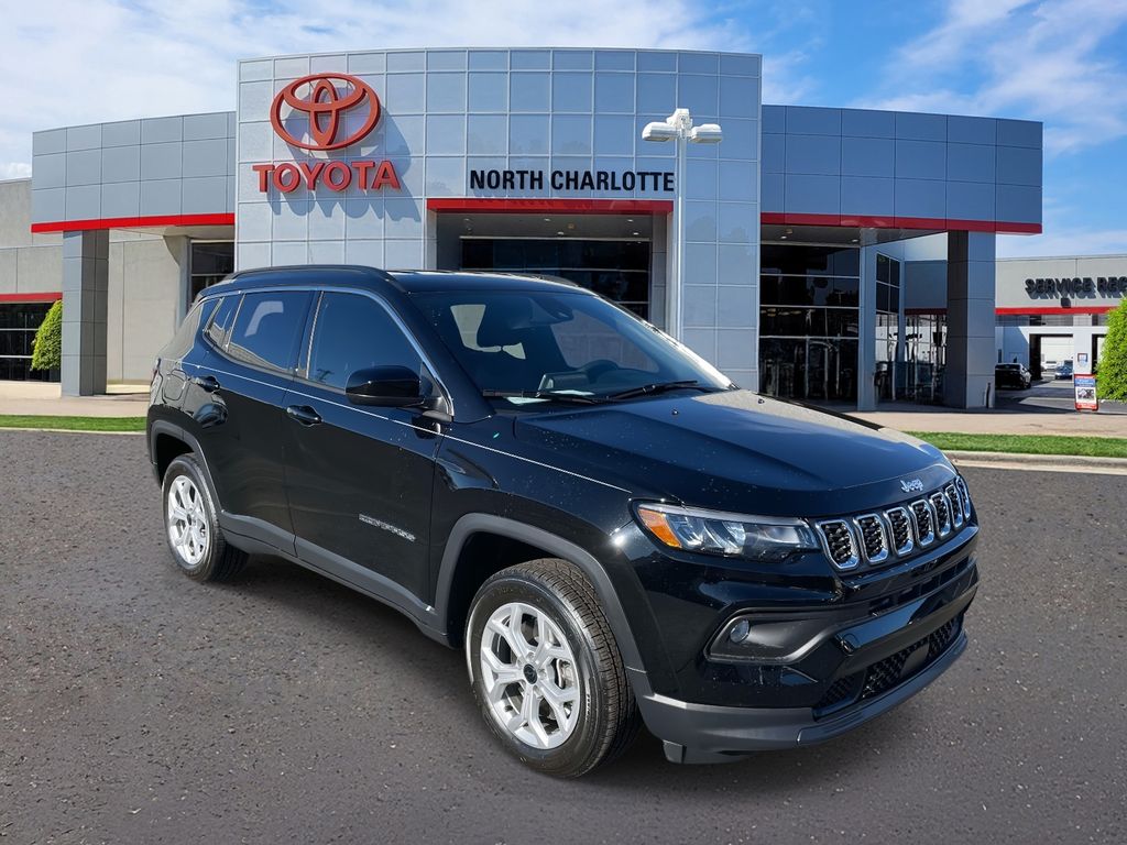2025 Jeep Compass Latitude