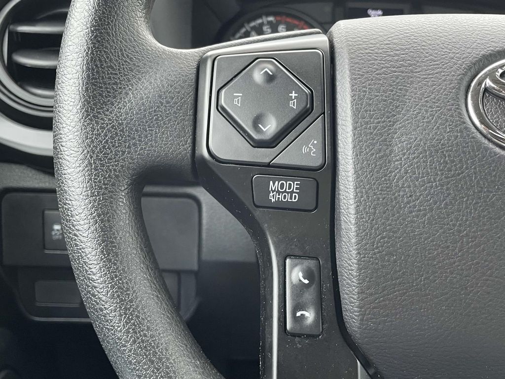 2021 Toyota Tacoma SR photo 8