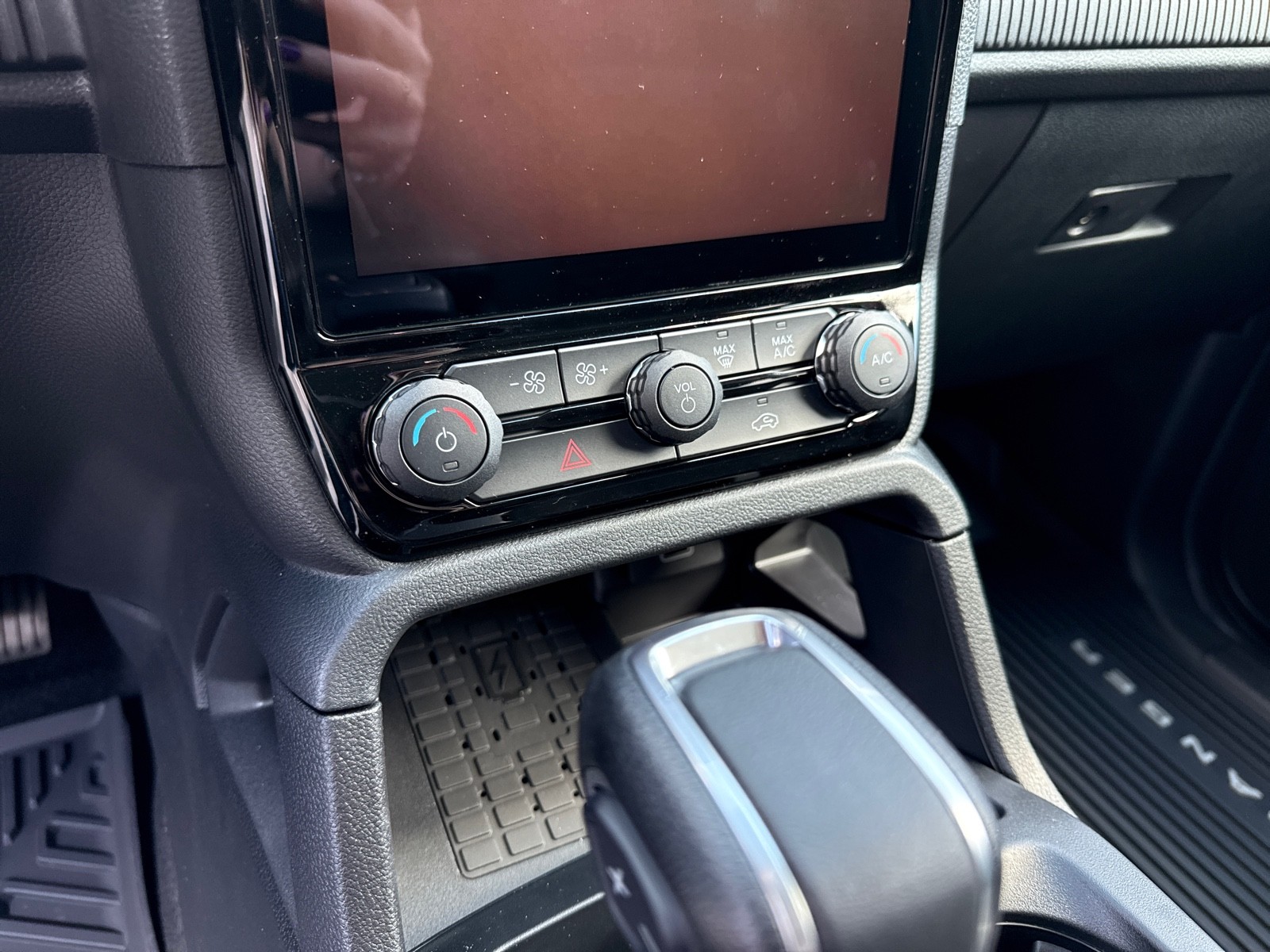 2025 Ford Ranger XLT photo 13