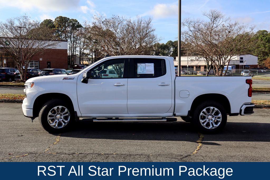 2023 Chevrolet Silverado 1500 RST photo 4