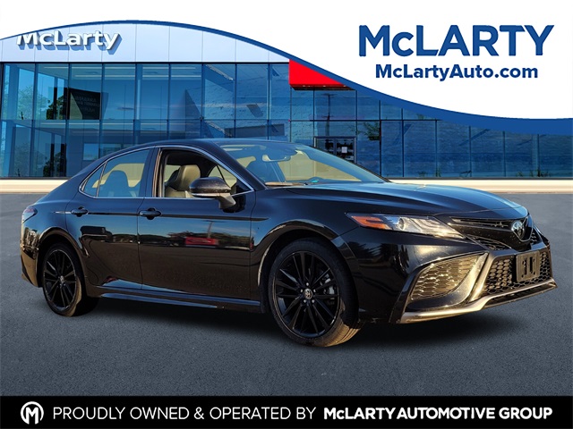 2024 Toyota Camry XSE's photo