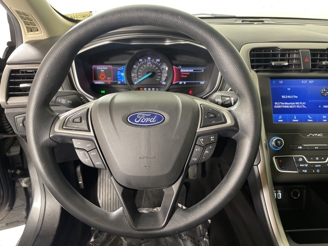 2020 Ford Fusion SE photo 21